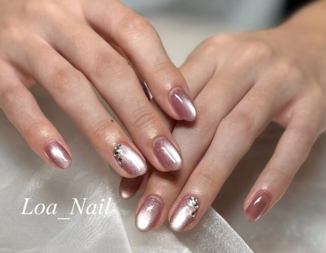 マグネット×ストーン✨シンプルネイル